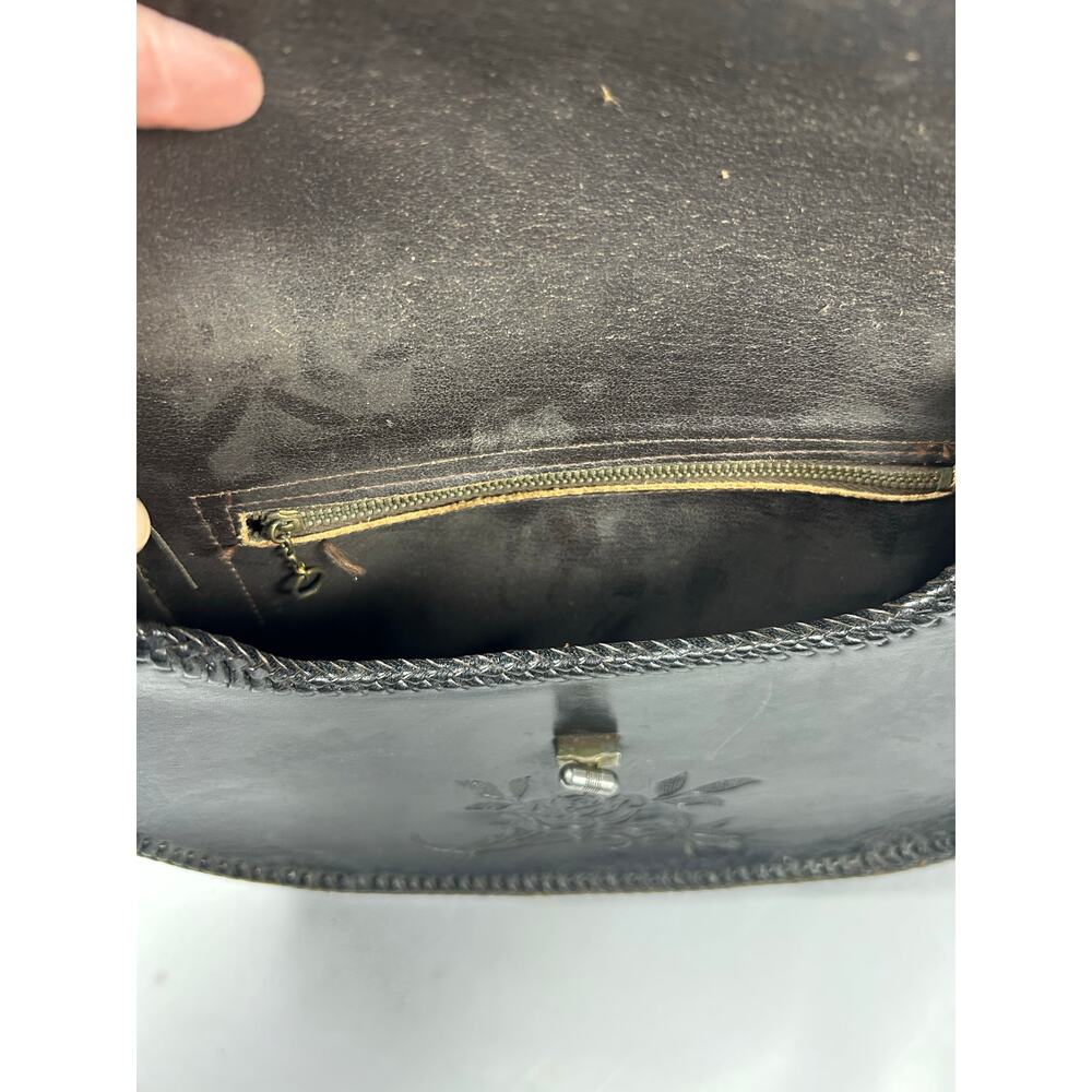 Vintage1940 custom-made curved leather, shoulder bag, black crossbody adjustable - Picture 11 of 13